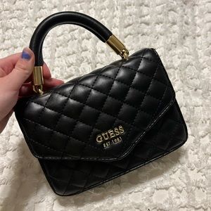 Guess crossbody purse